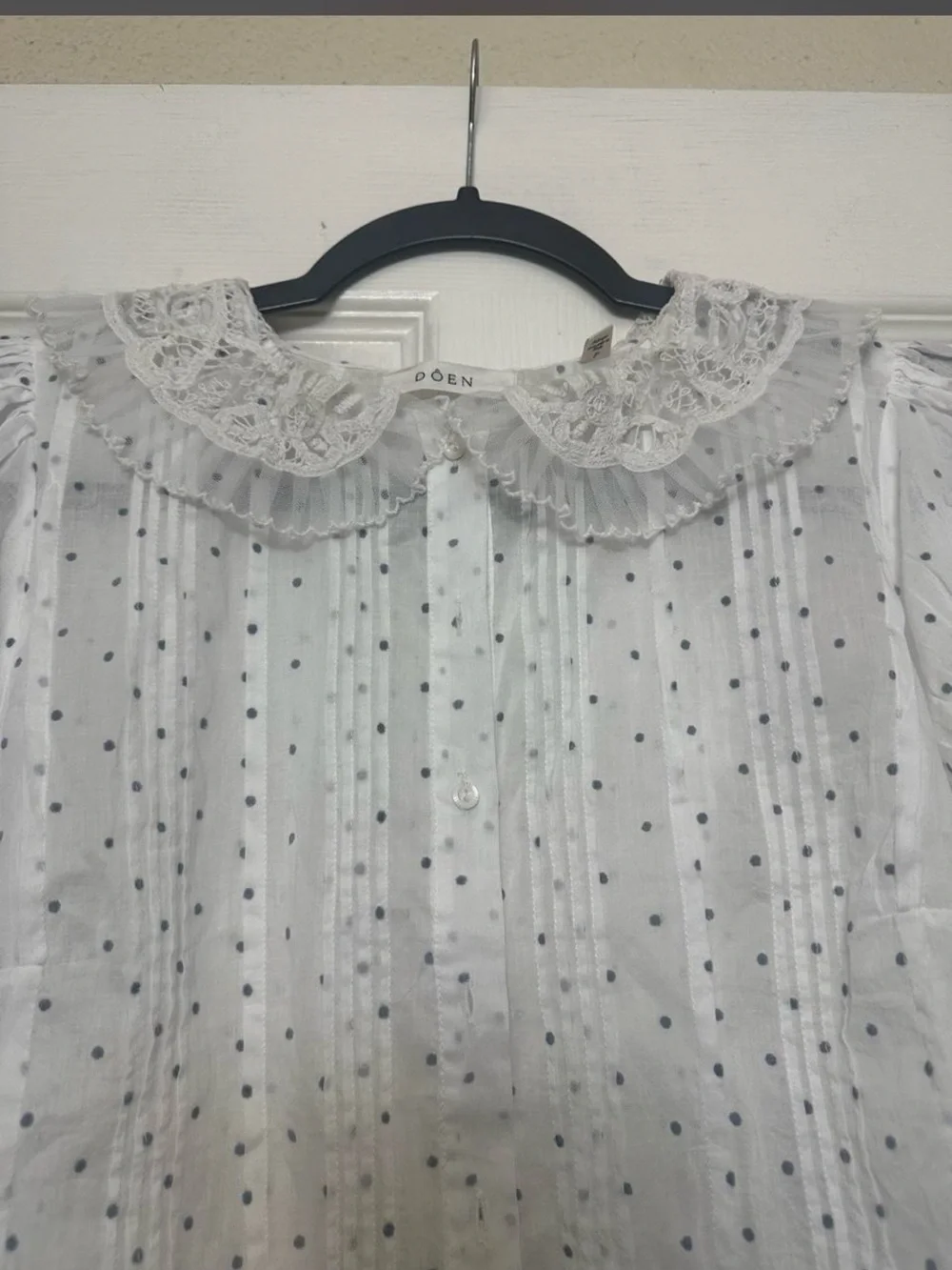 Doen Ivory Swiss Dot Lace-Collar Peplum Blouse